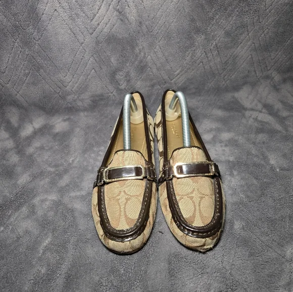 Coach Flynn Signature Patent Loafer Flats Womens Sz 6.5B Slip On Shoes Sneakers. - Picture 4 of 9